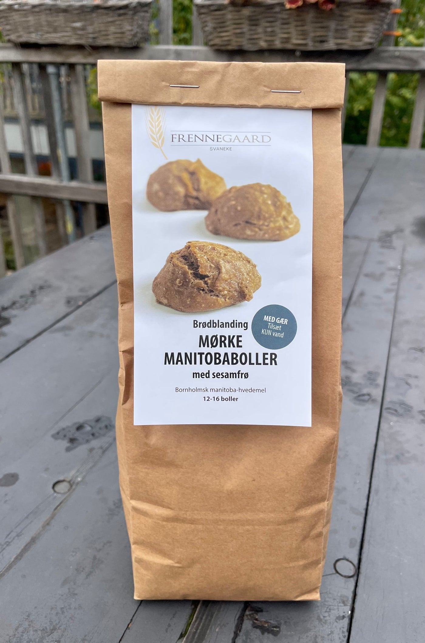 Brødblanding mørke manitobaboller med sesamfrø